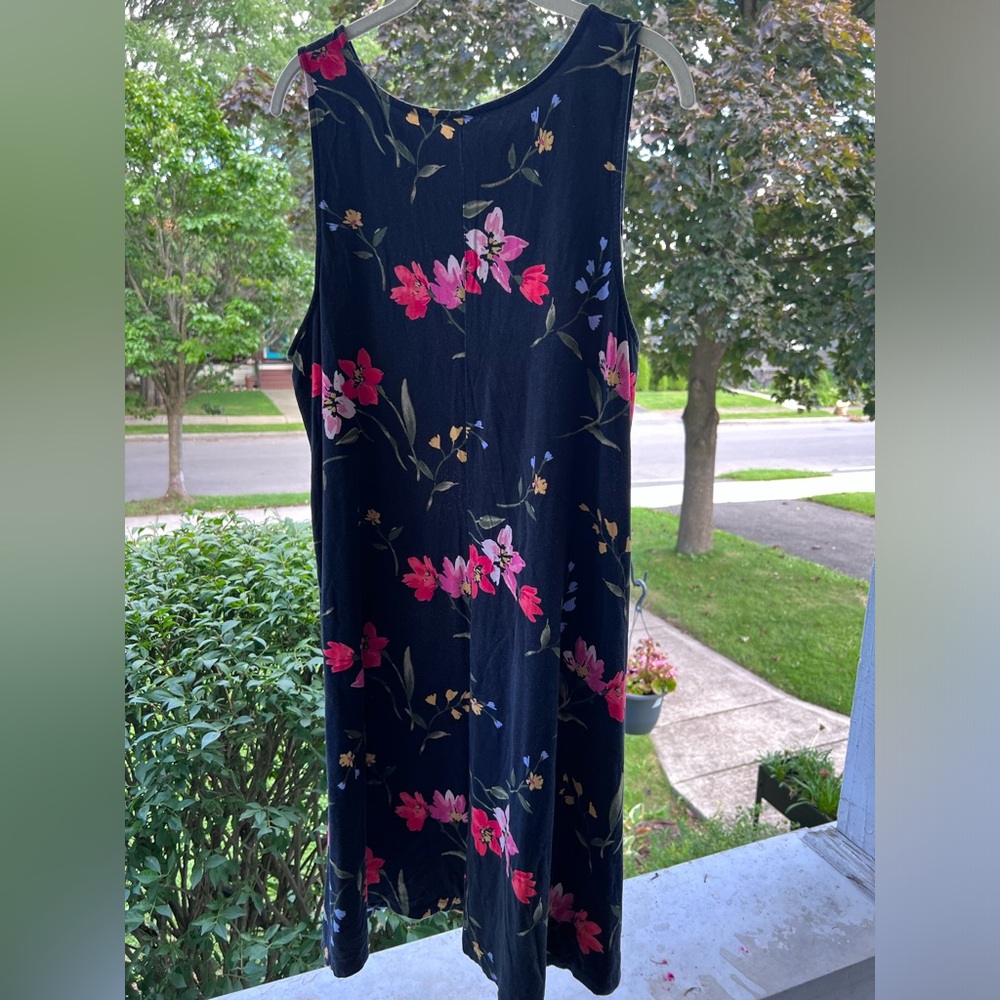 Old Navy floral sleeveless dress